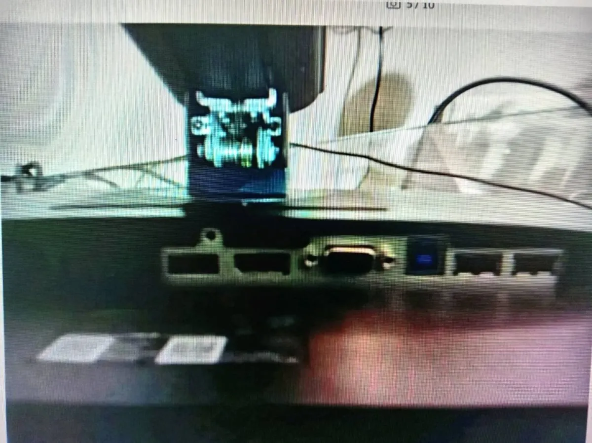 Dell Monitor Pro 6 Ports Adjustable Tilt Slide - Image 3