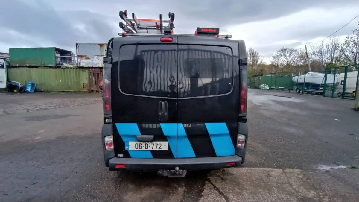 Nissan PrimaStar - Image 3