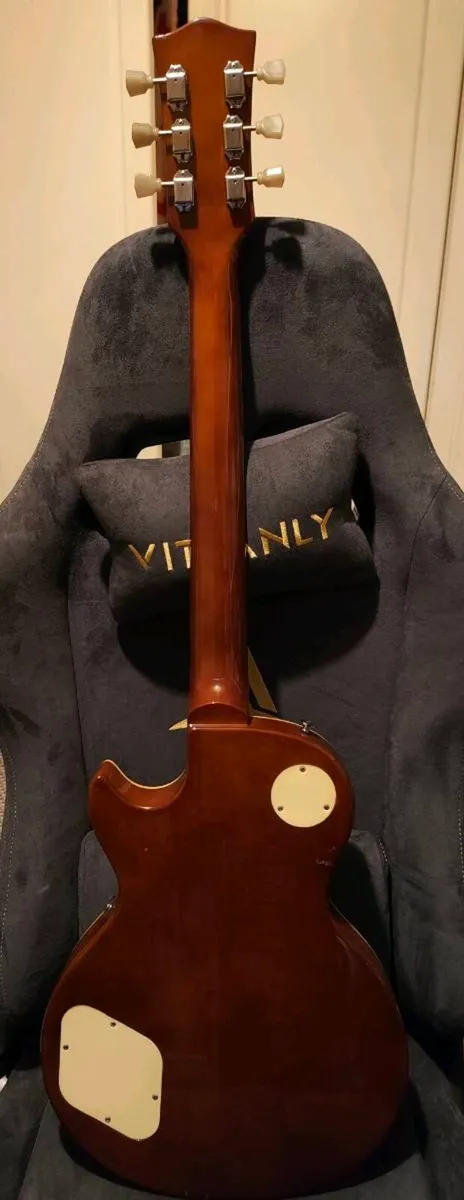 Les Paul Guitar - Westwood - Image 2