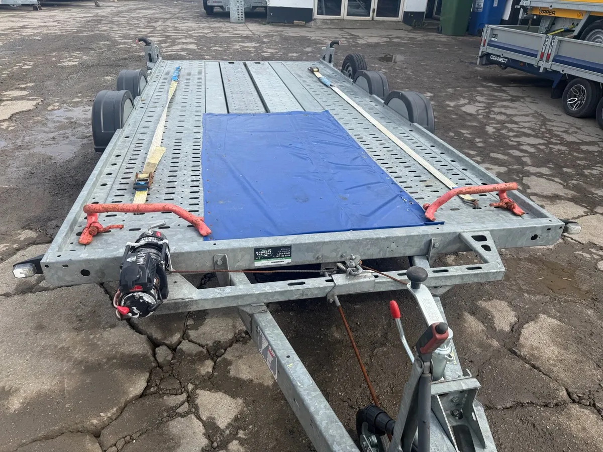 Brian James Car Transporter - Image 4