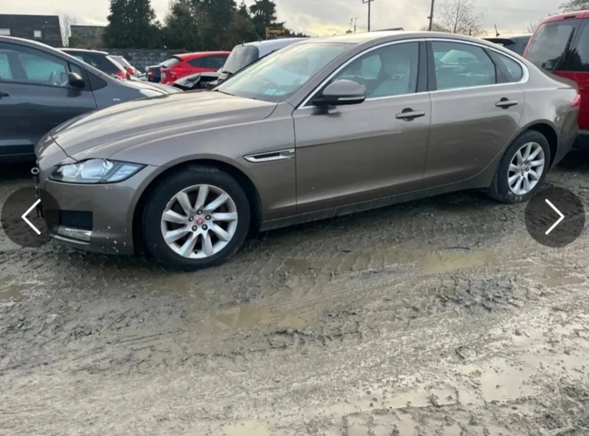 2016 Jaguar XF 2.0 Dsl Auto engine damage - Image 4