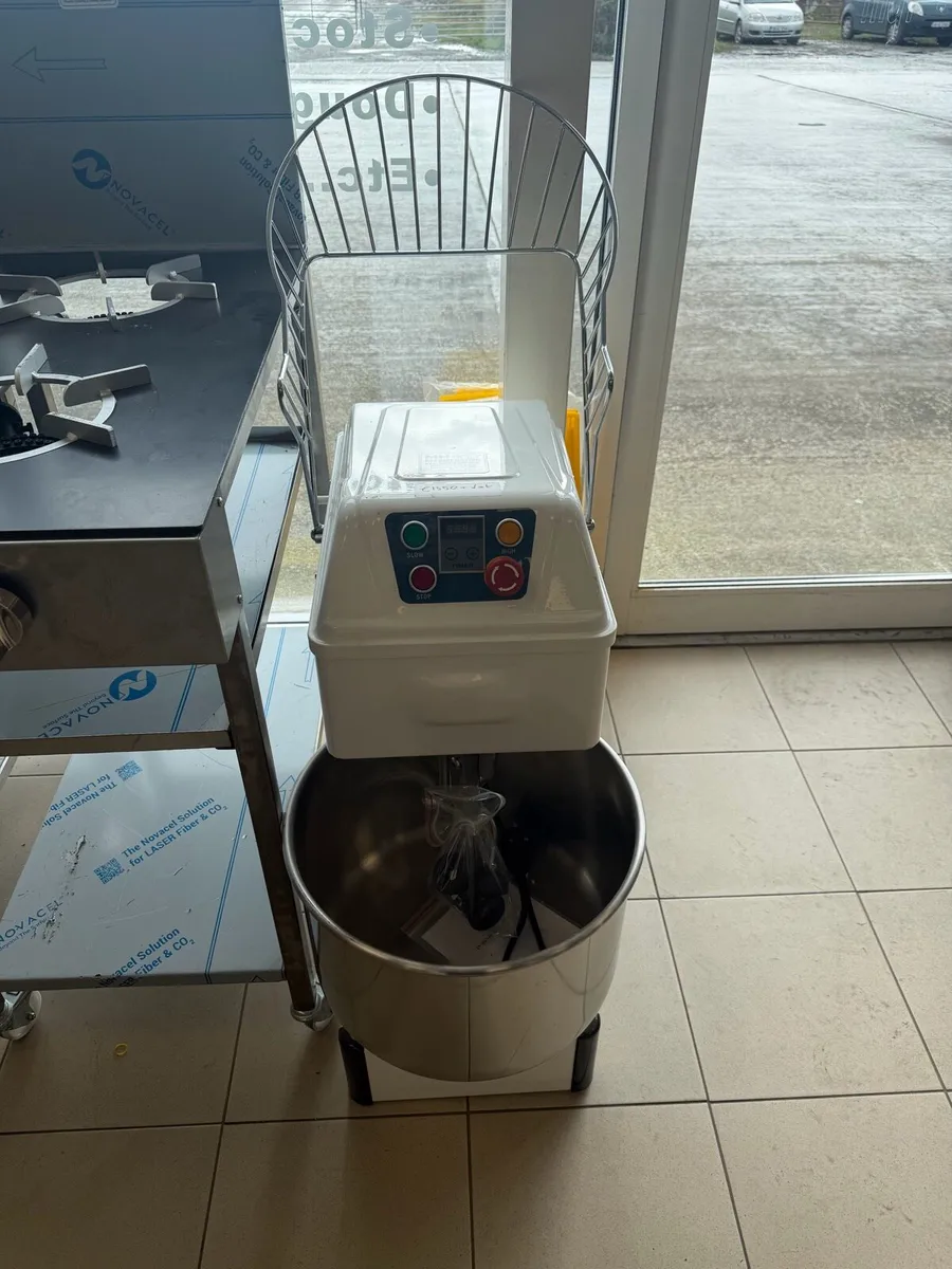 Special offer 30L Dough Mixer €1199 + Vat - Image 1