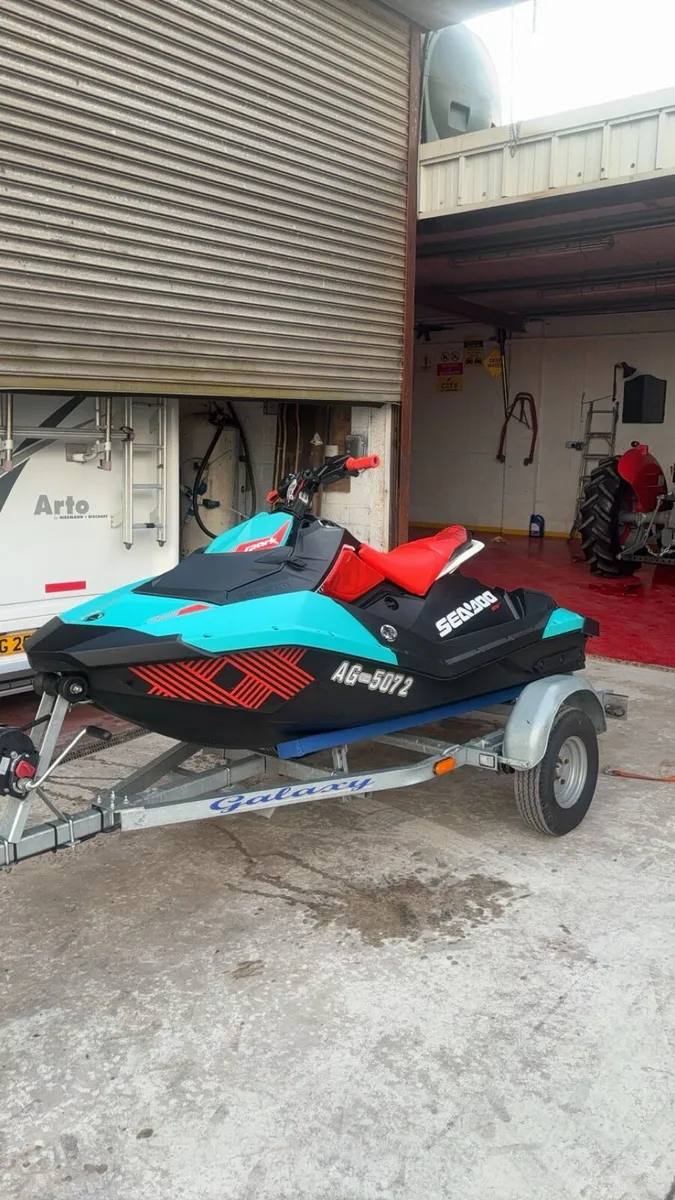 Seadoo spark trixx jetski - Image 1