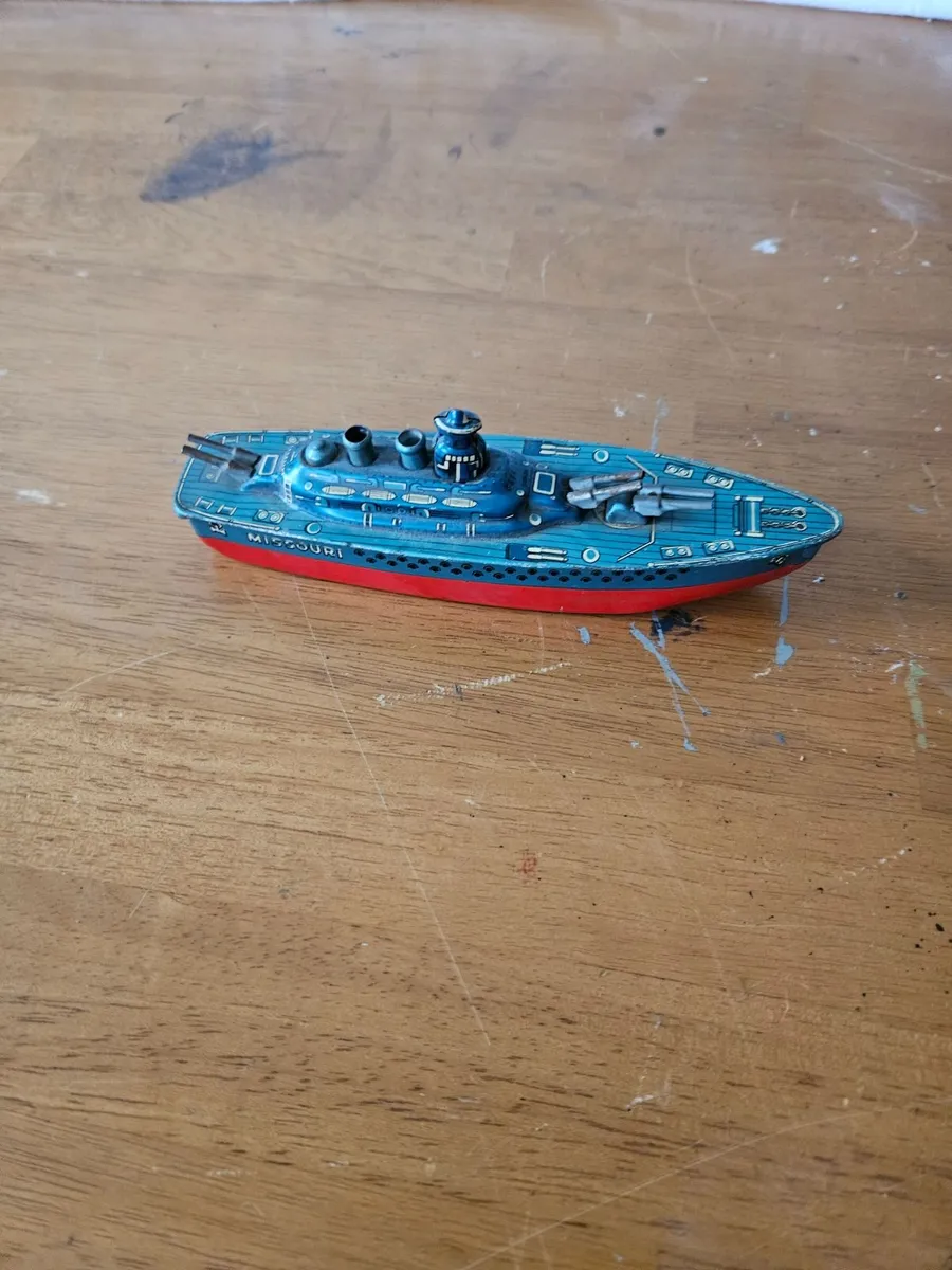 Vintage Tinplate USS Missouri Battleship Japan - Image 4