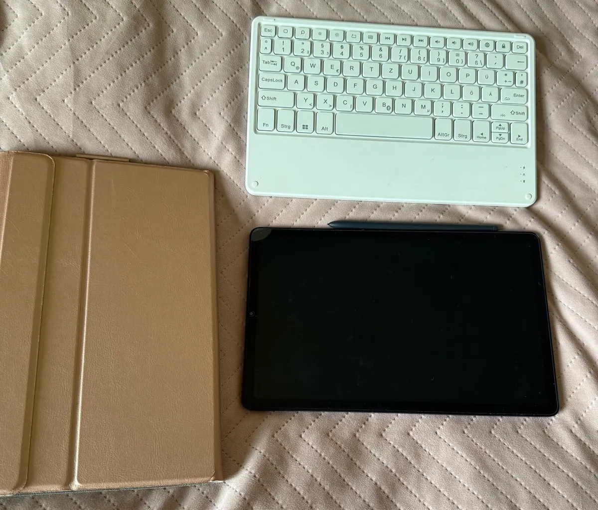 Samsung Tab S6 Lite 64GB - Image 3