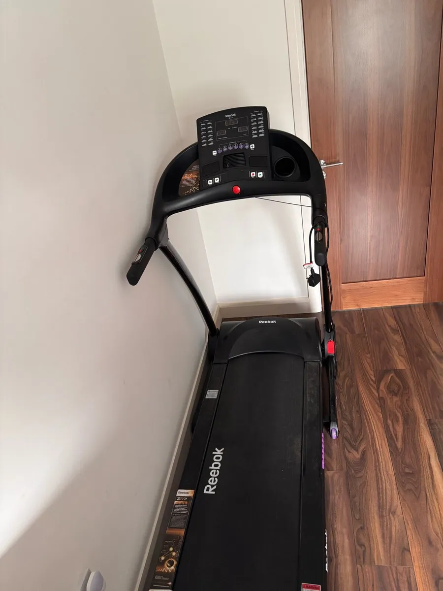 Reebok ZR7 treadmill - Image 3