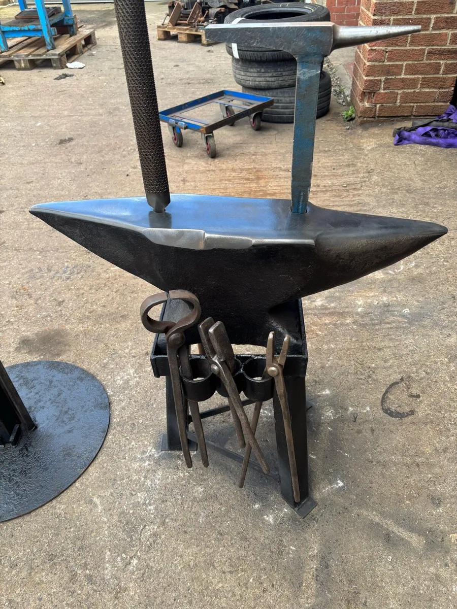 ANVIL& WORKSTATION French 120 kg - Image 3