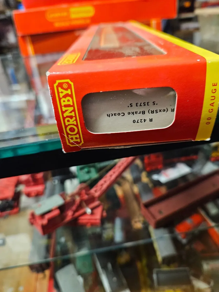 Hornby OO Gauge Carraige - Image 2