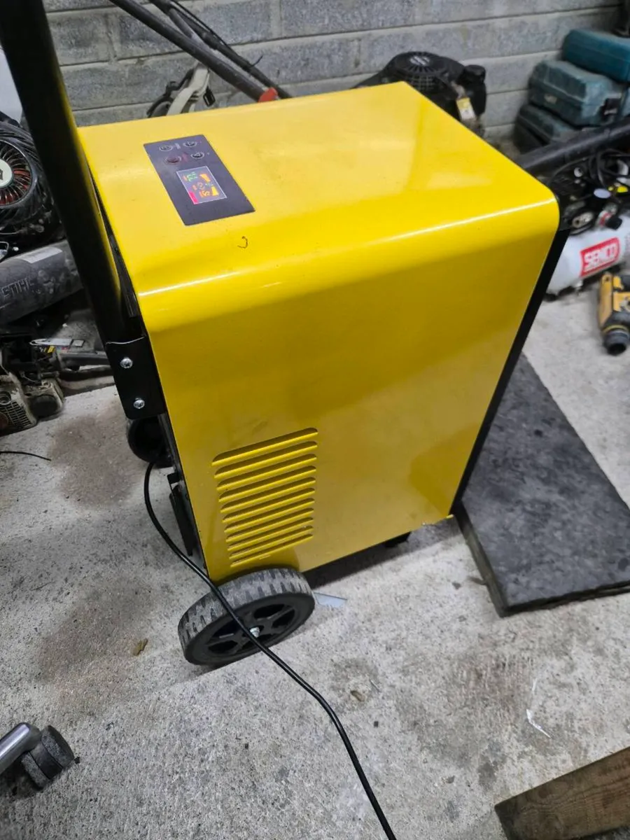 ElectriQ ECD50 dehumidifier - Image 4