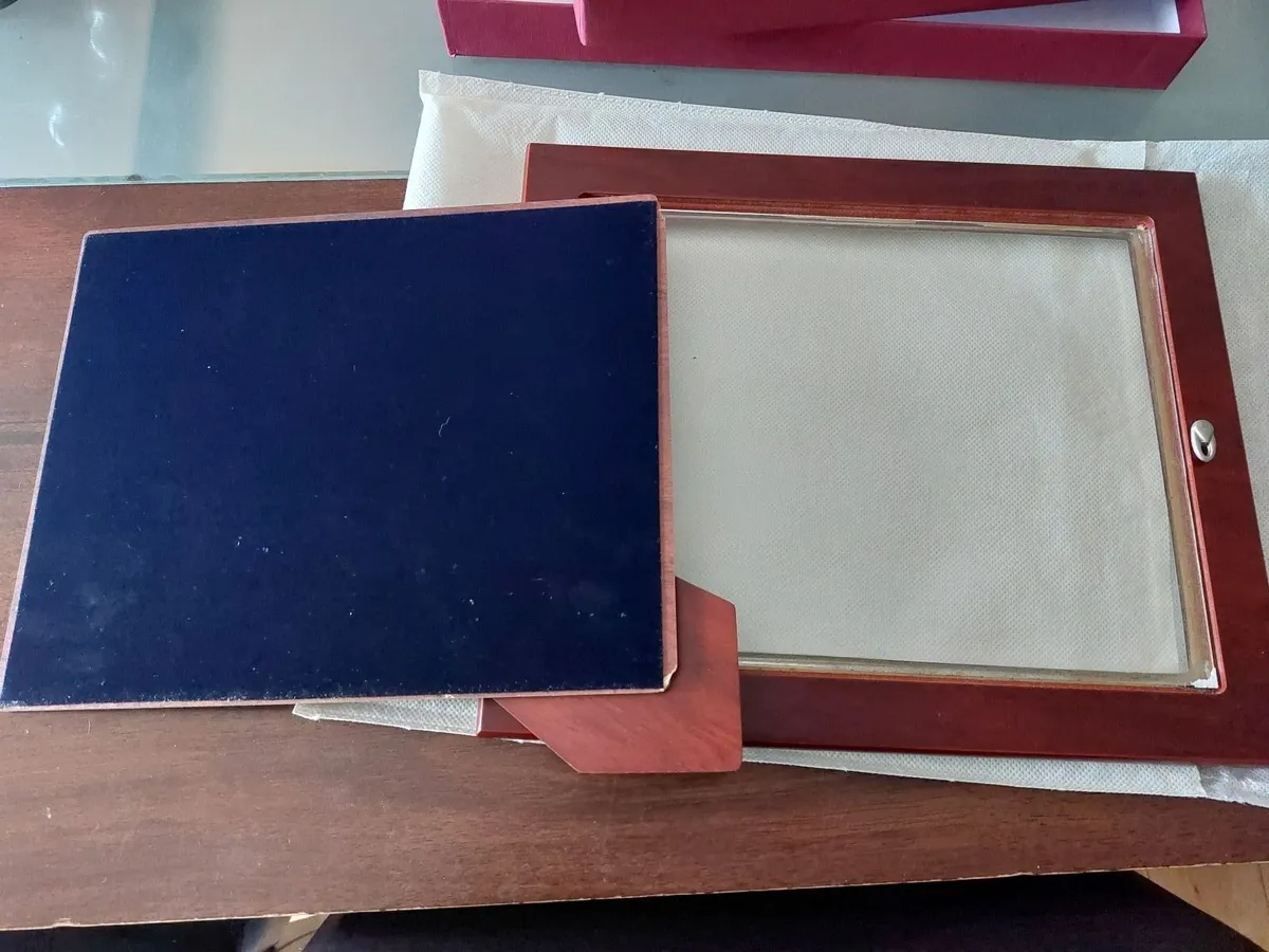 Hallmarked silver frame 10x8 - Image 2