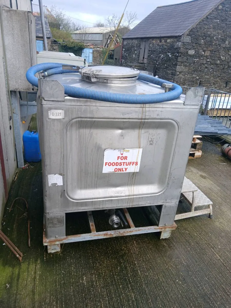 6000l daricool tank and 1200l cube - Image 2