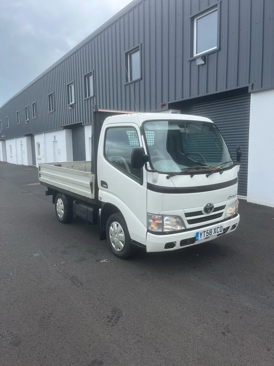 2008 Toyota dyna low miles - Image 1