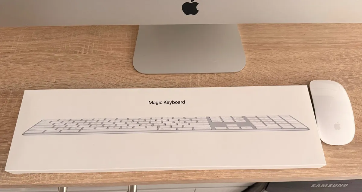 Apple iMac - 27 inch - 2020 - 16GB RAM - Image 3