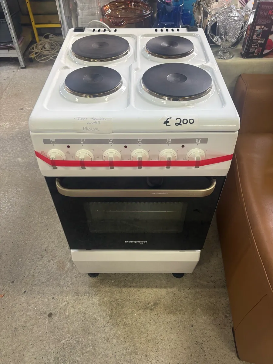 Montpellier slimline electric cooker - Image 1