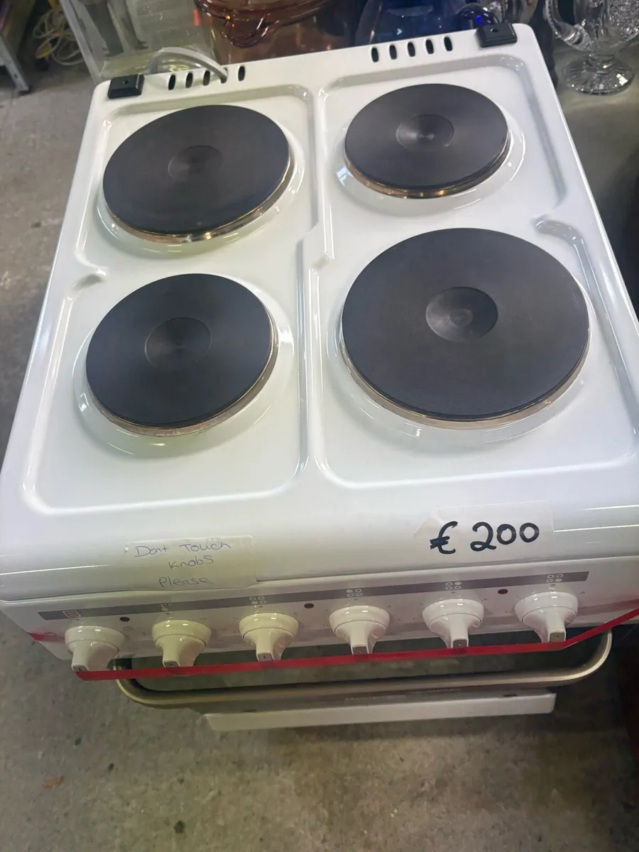 Montpellier slimline electric cooker - Image 4