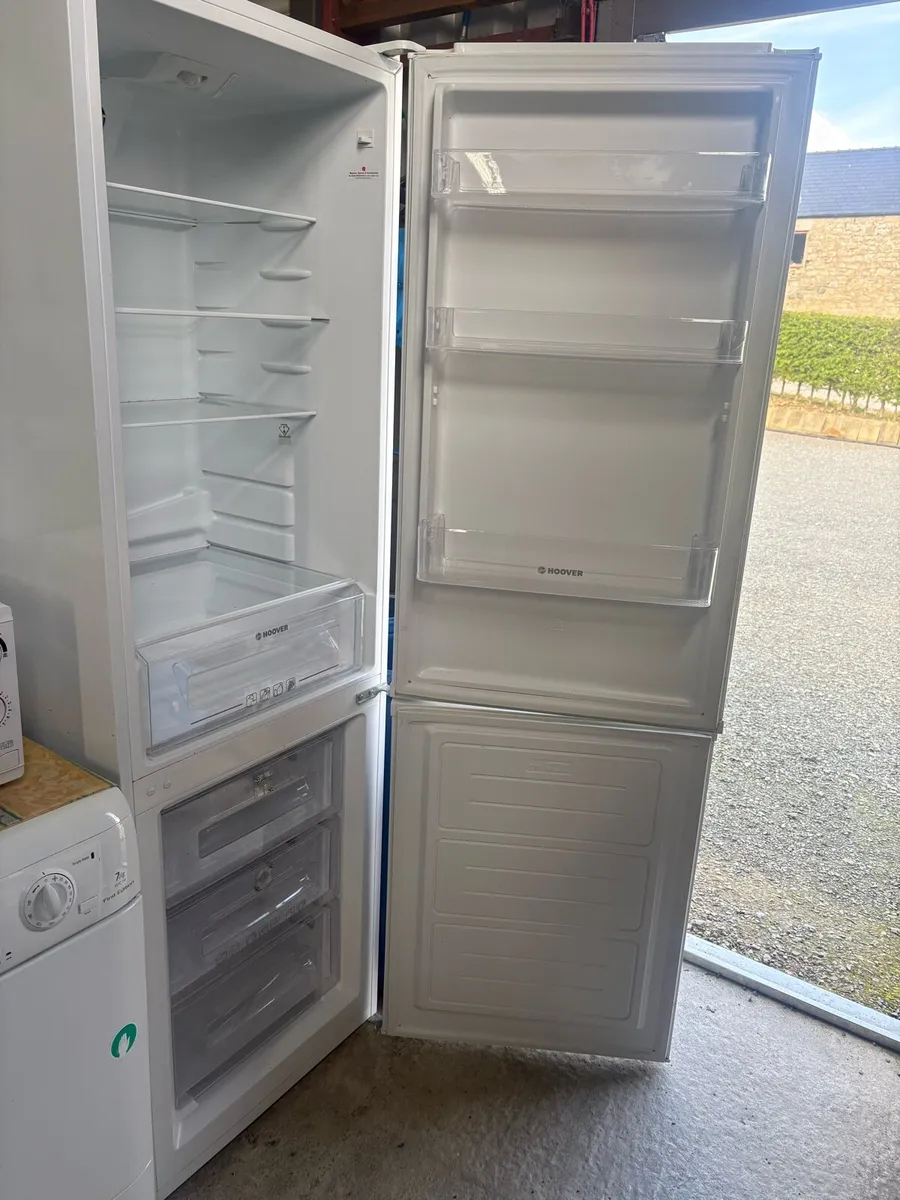 Hoover fridge freezer - Image 2