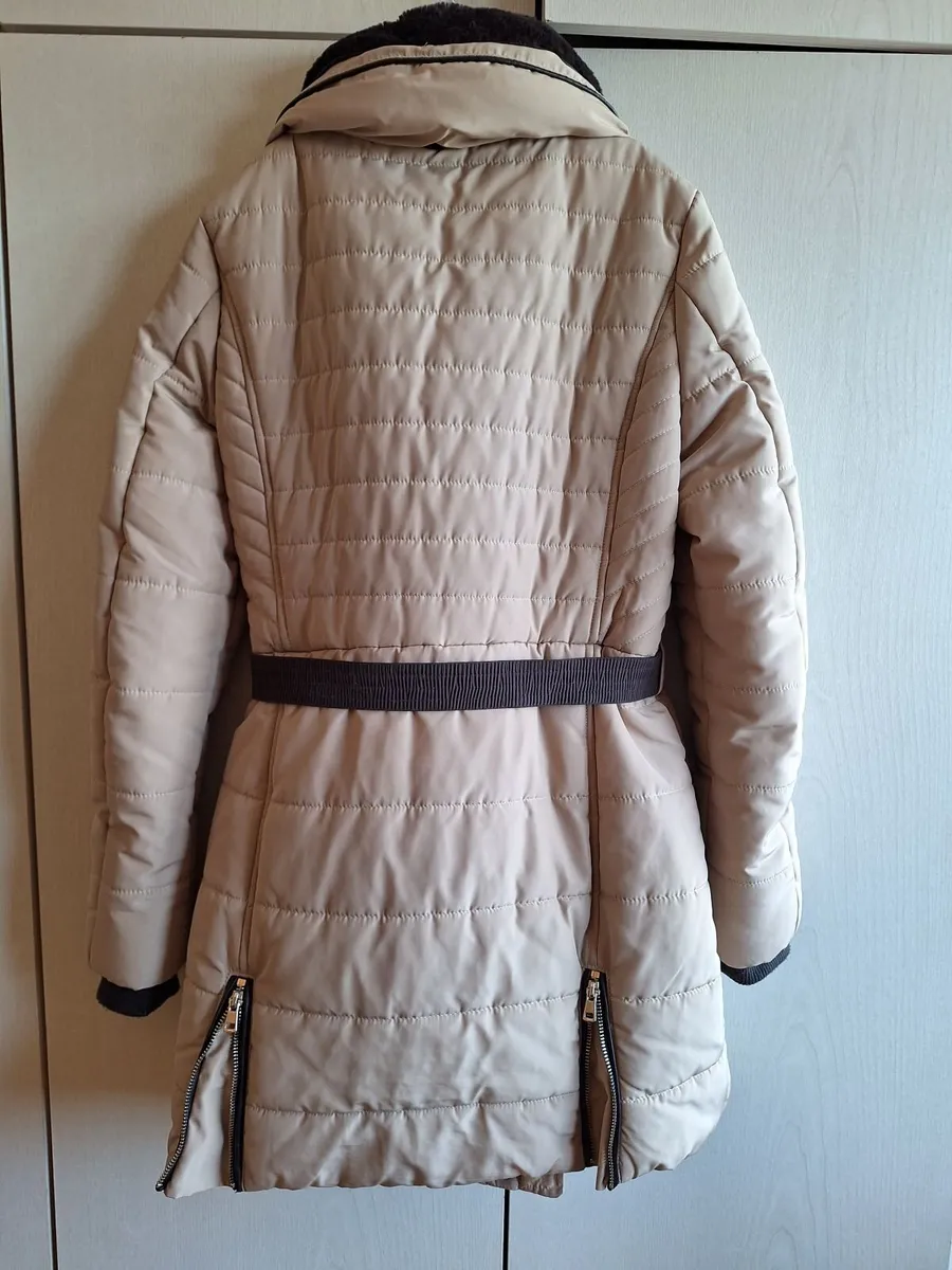 Cream coat size 10 - Image 2