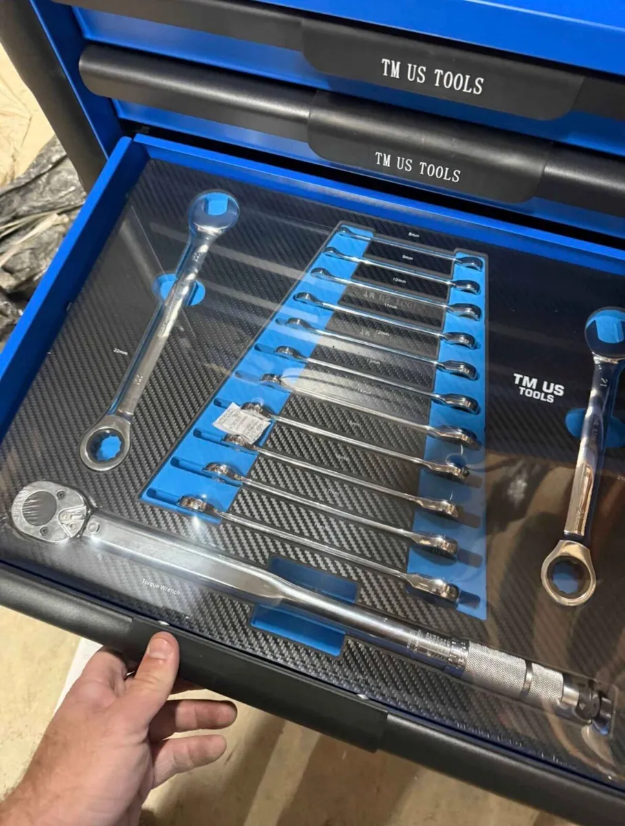 BRAND NEW 12 DRAWER TOOL CHEST FULL OF TOOLS - Image 3