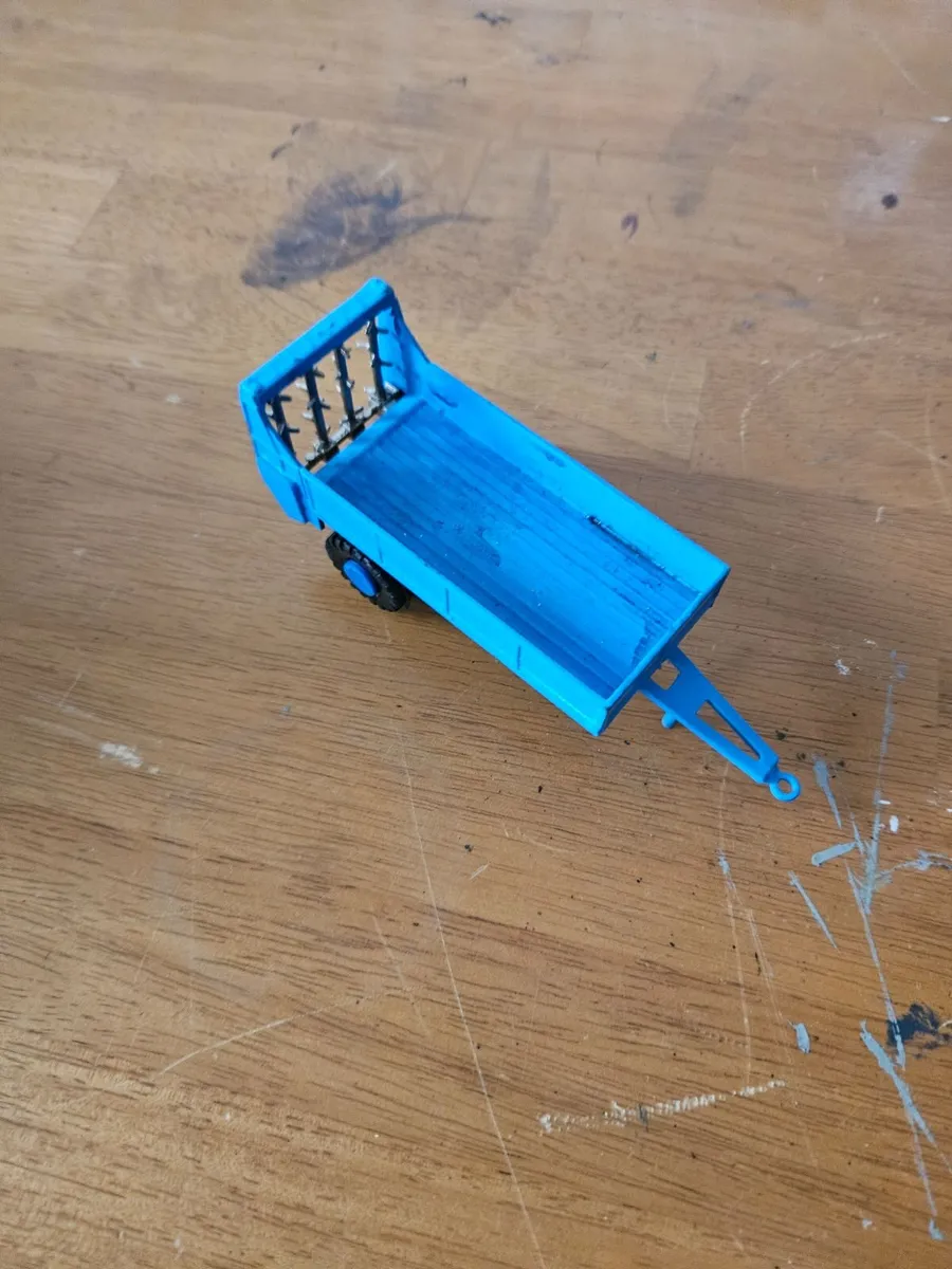 Vintage Britain's Ros Farm Manure Spreader - Image 4