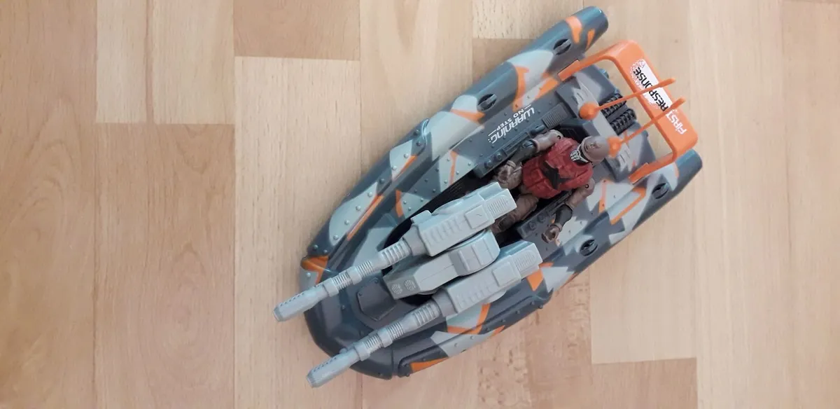 4 pack vehicles set -like new - Image 3