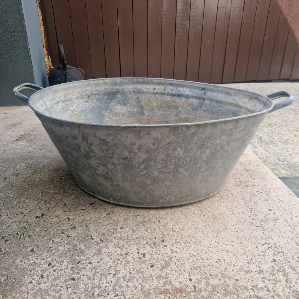 Vintage  wash tub - Image 1