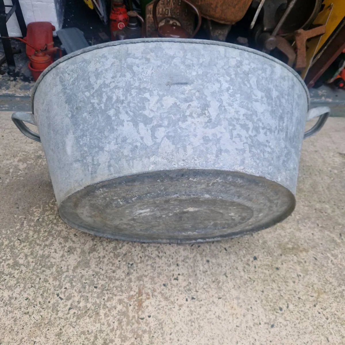 Vintage  wash tub - Image 4