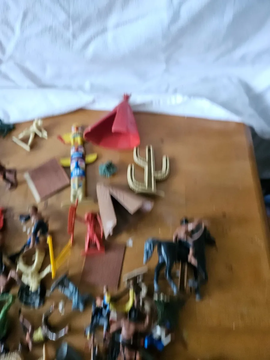 Vintage Britain's Cowboys and Indians - Image 2