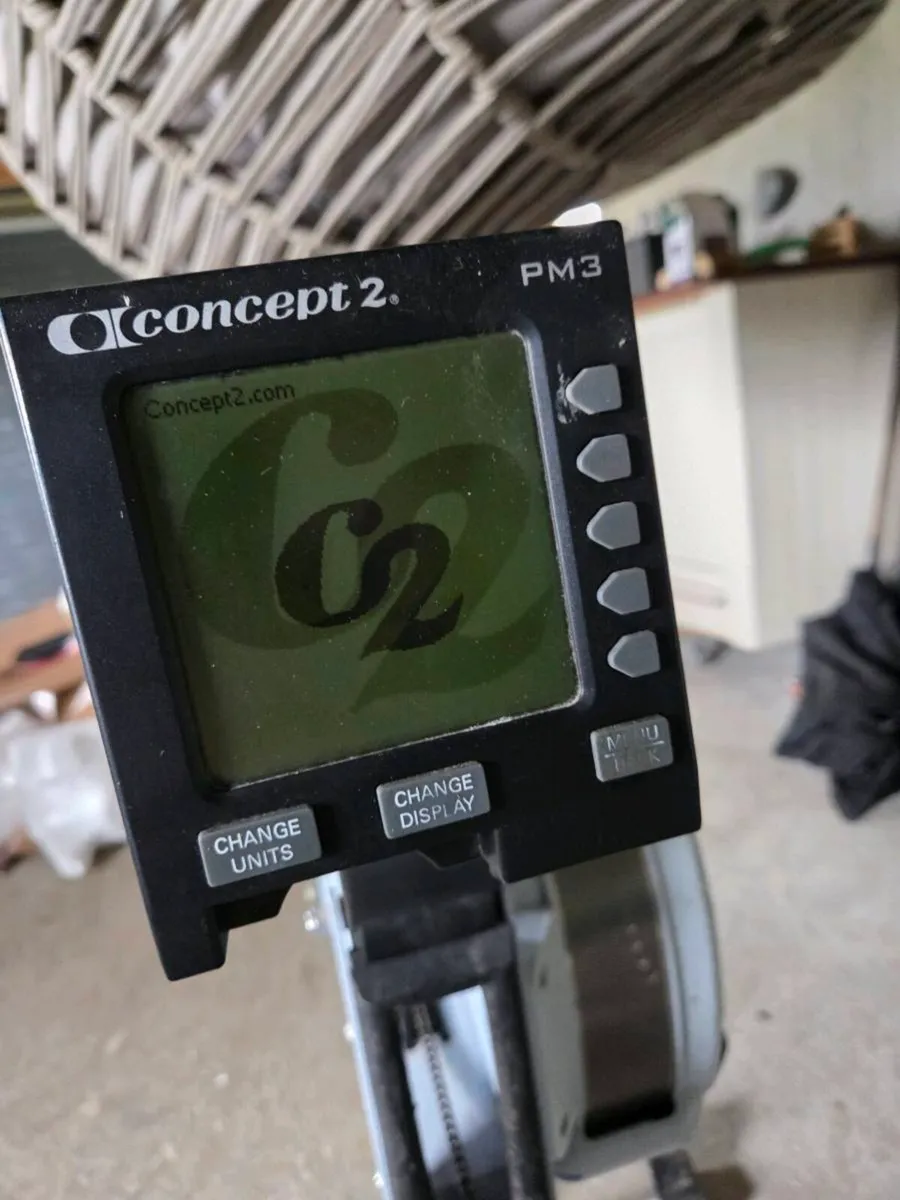 Concept 2 rowing machine - Image 4