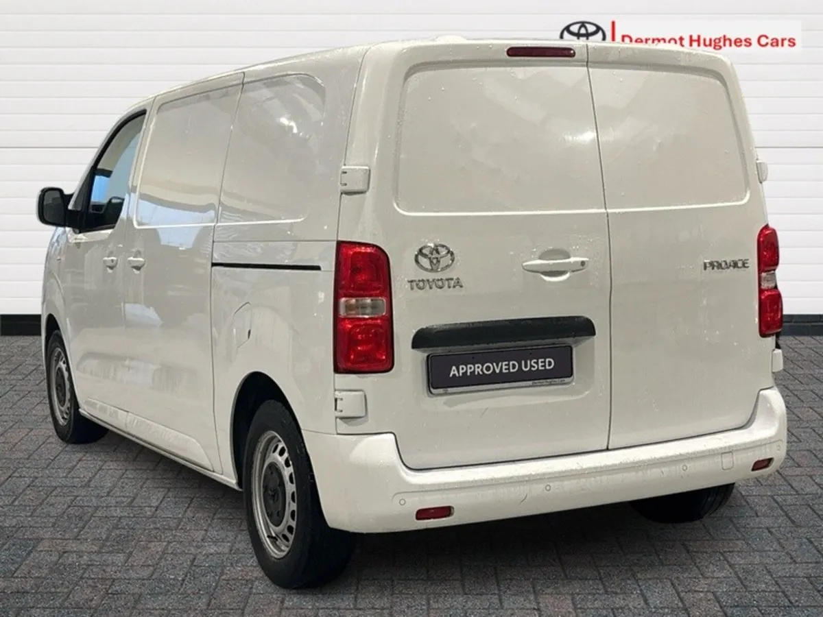 Toyota Proace 1.5 - Image 2