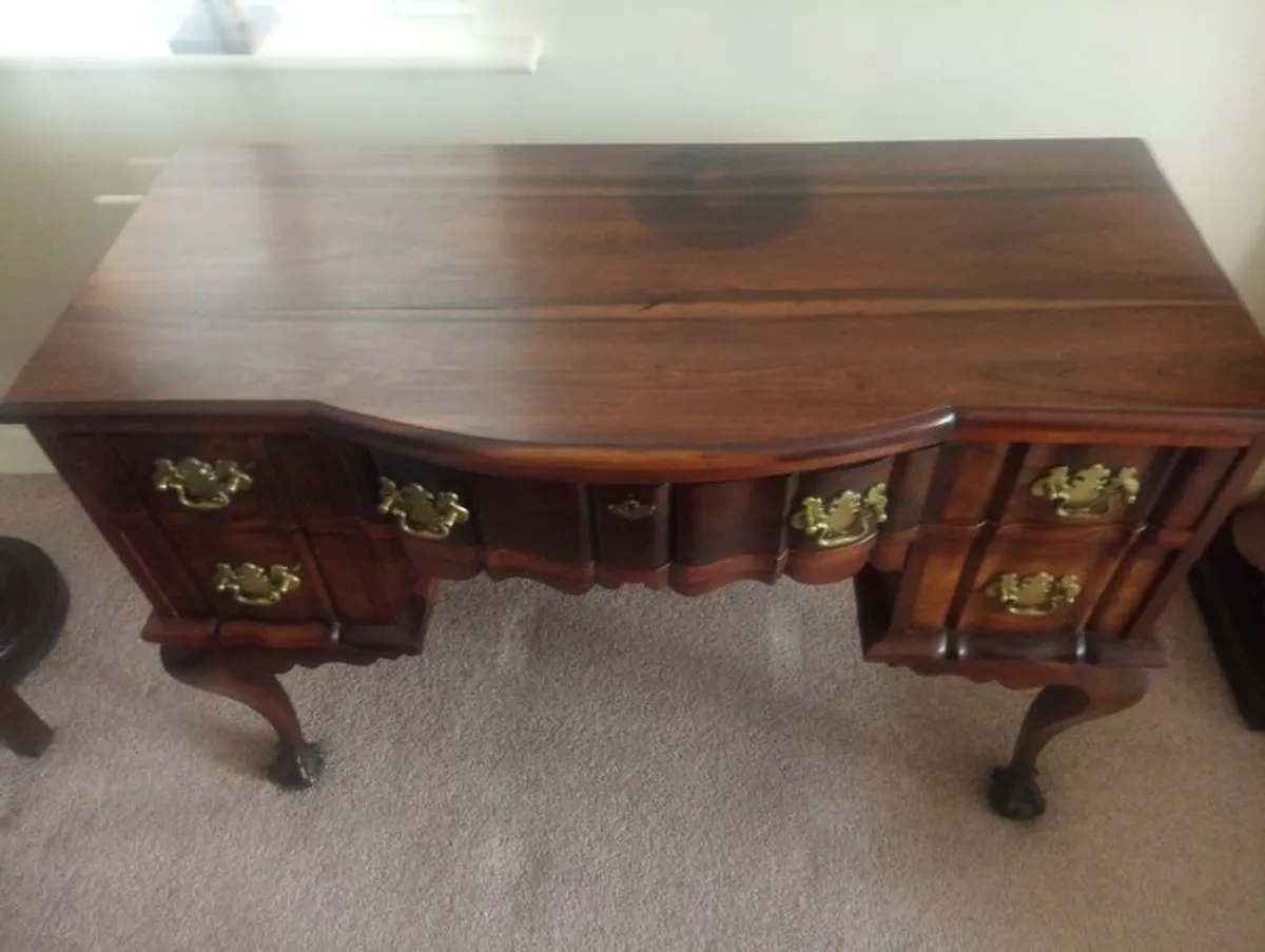 Writing desk - Image 1