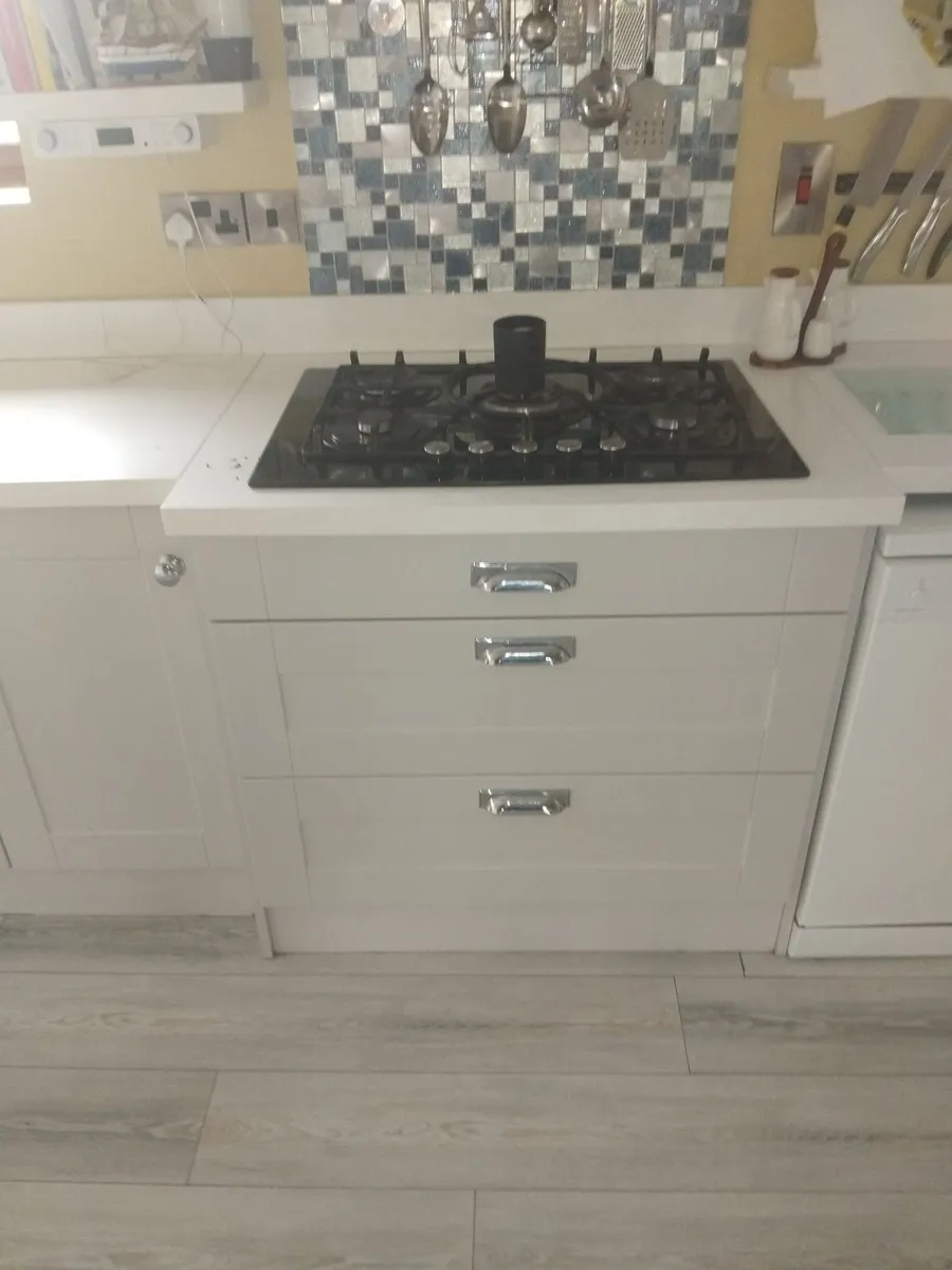 Kitchen press. - Image 3