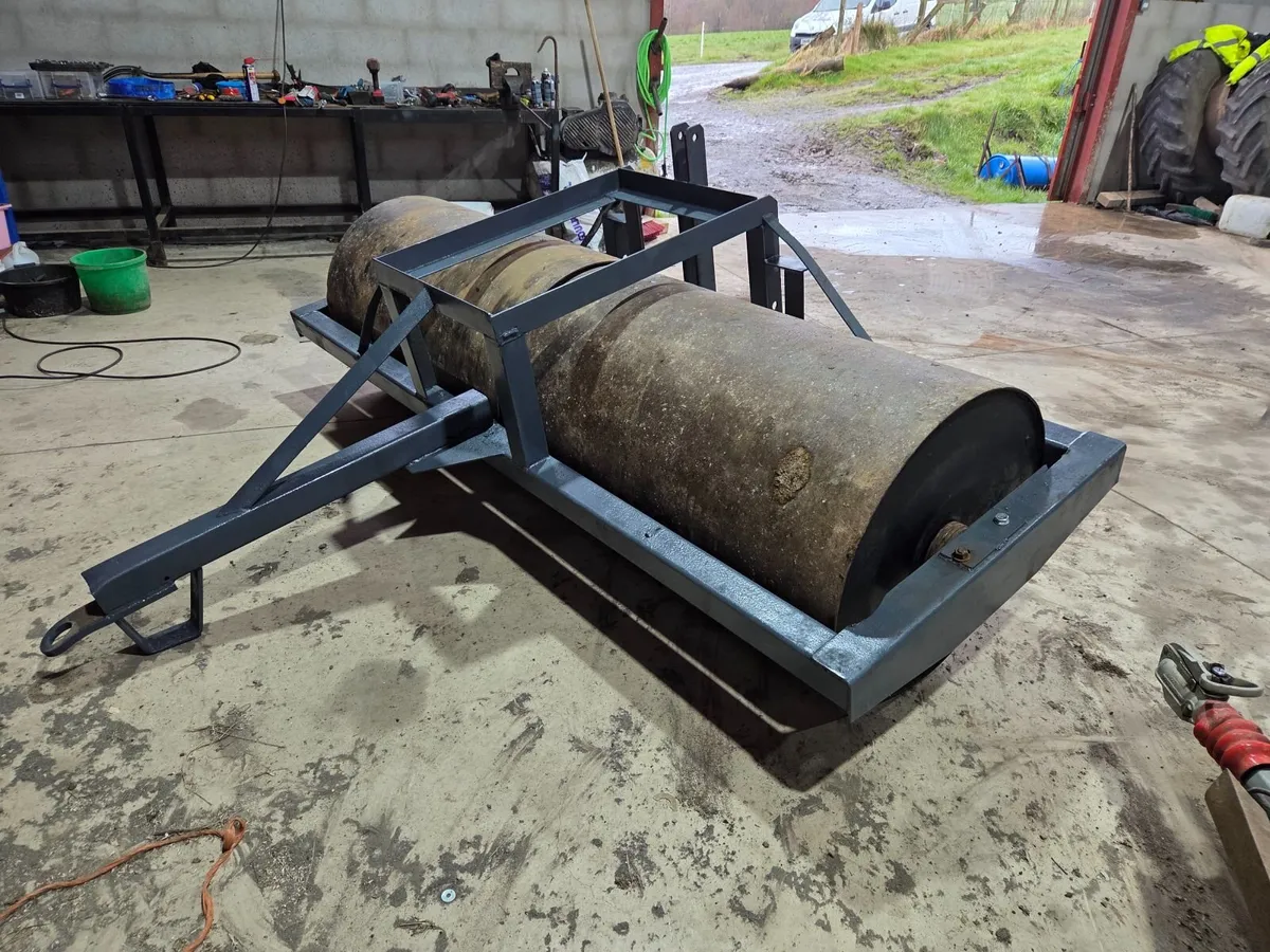 8ft Land Roller - Image 1
