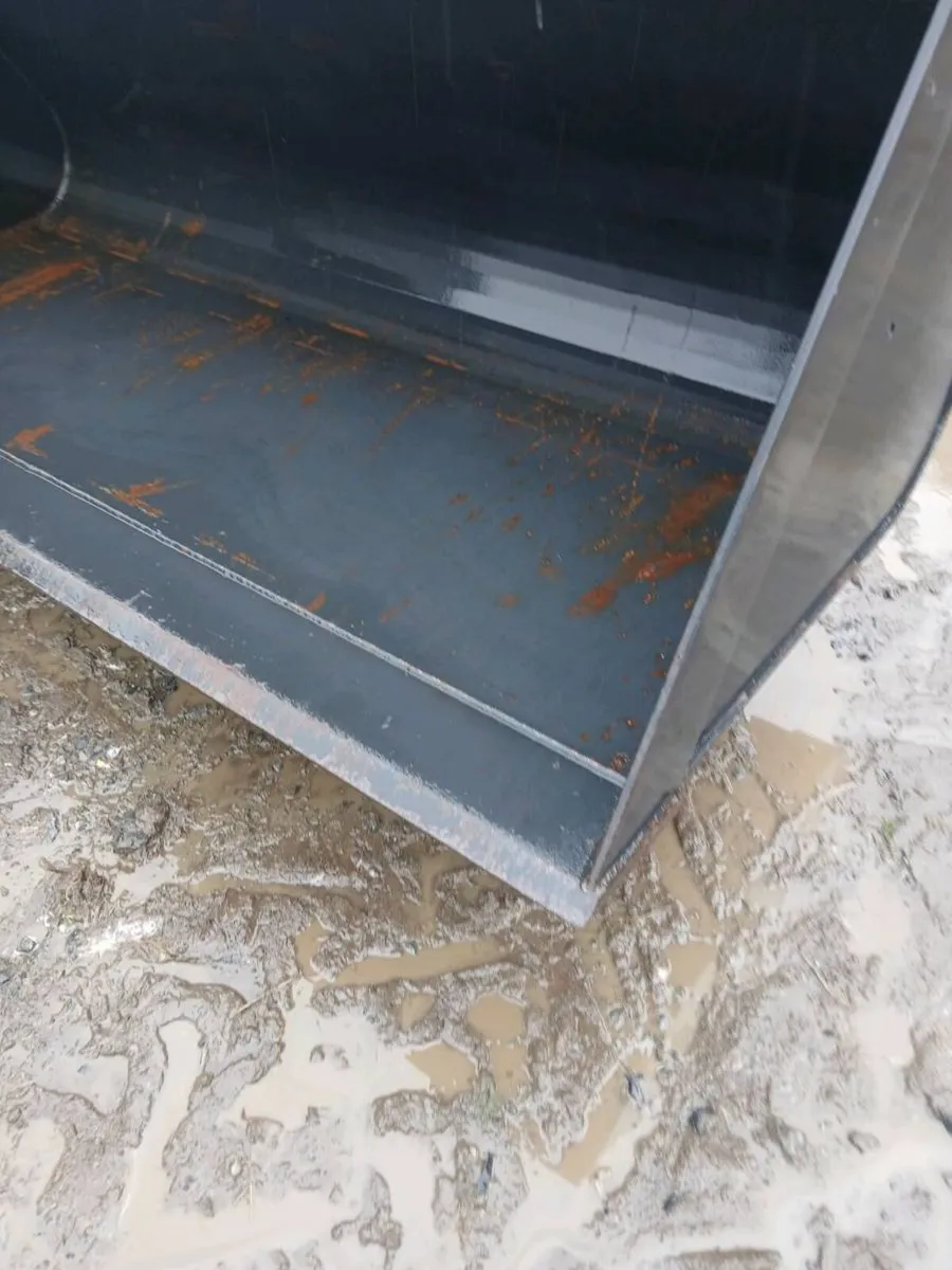 BUCKET  FOR TELE HANDLER - Image 1