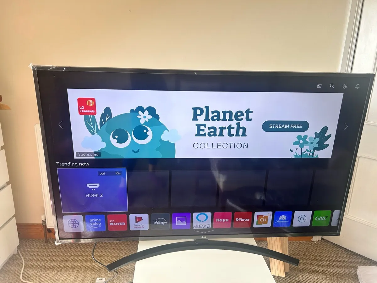 LG Smart TV 50 inch - Image 1