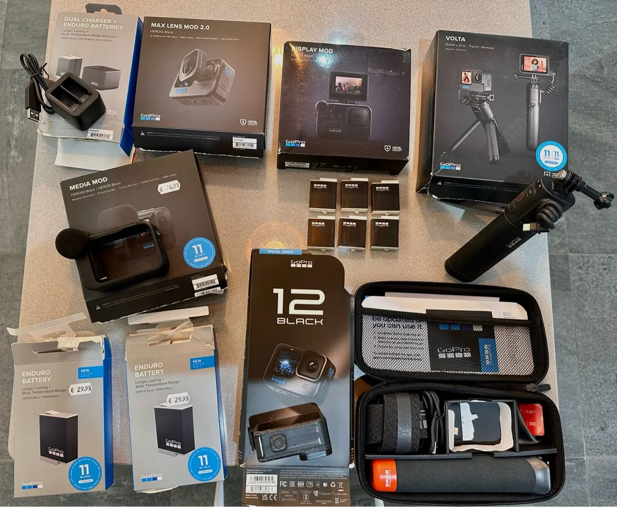 GoPro 12 Hero Black camera equipment - Image 2