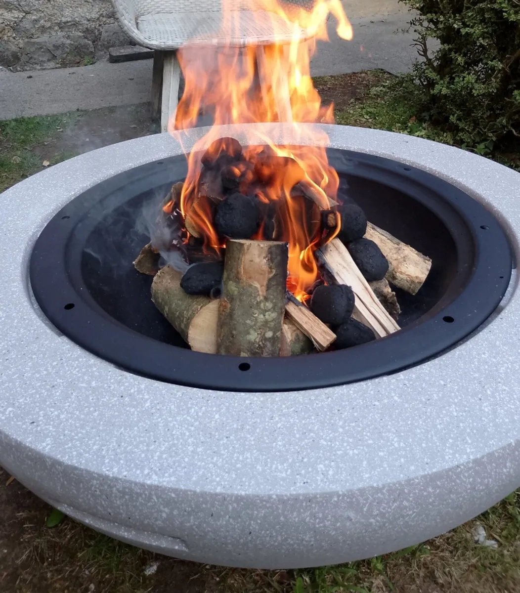 Large marble effect firepit - Image 2