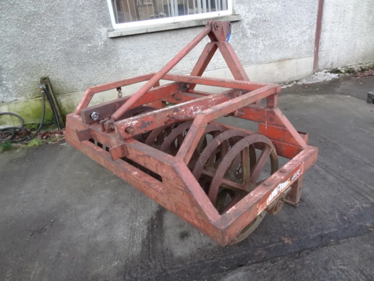 Farmforce 1.5 Metre Ring Press - Image 3