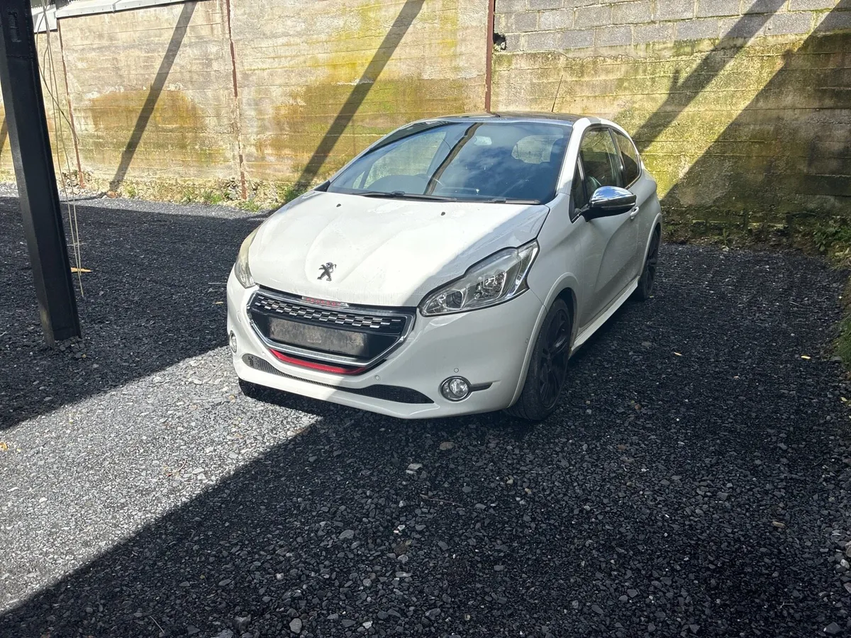 Peugeot 208 gti - Image 4