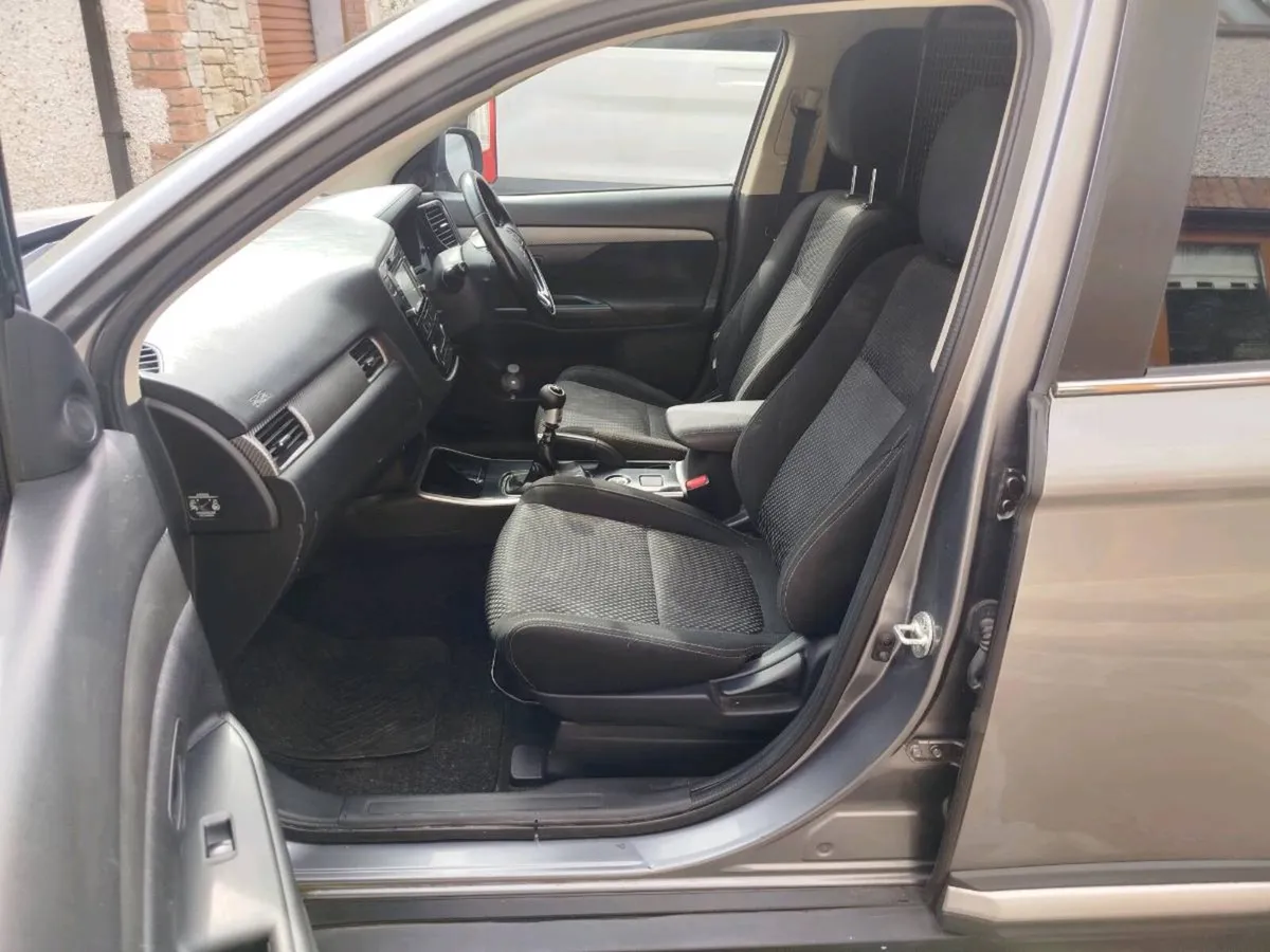 New CVRT, Mitsubishi Outlander 2017 - Image 4