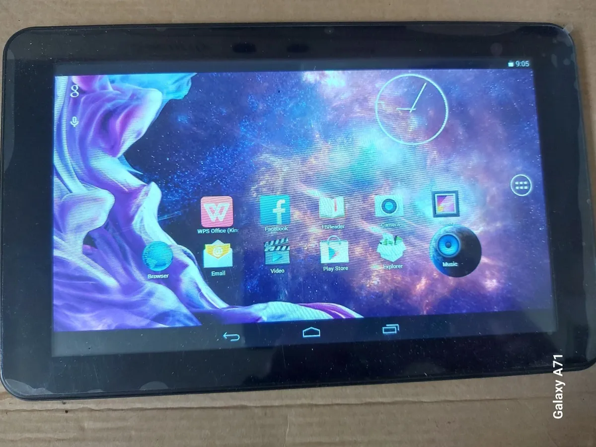 eSTAR ZOOM HD Duo 10 inch tablet, in excellent con - Image 1