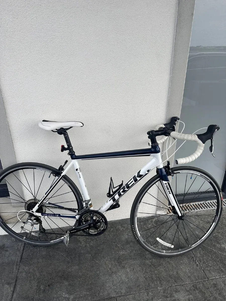 Trek 1.5 Road Bike - Image 1