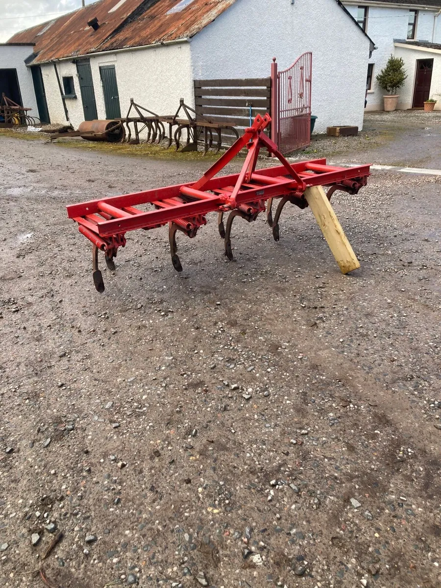 Heavy duty spring tine grubber - Image 4