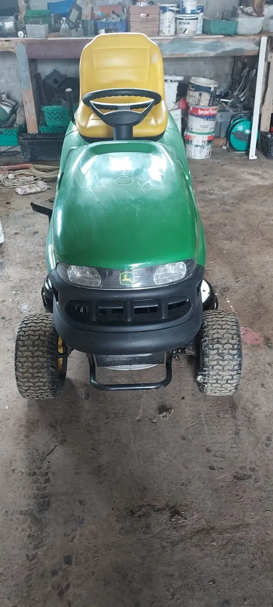 Ride on lawnmower - Image 3