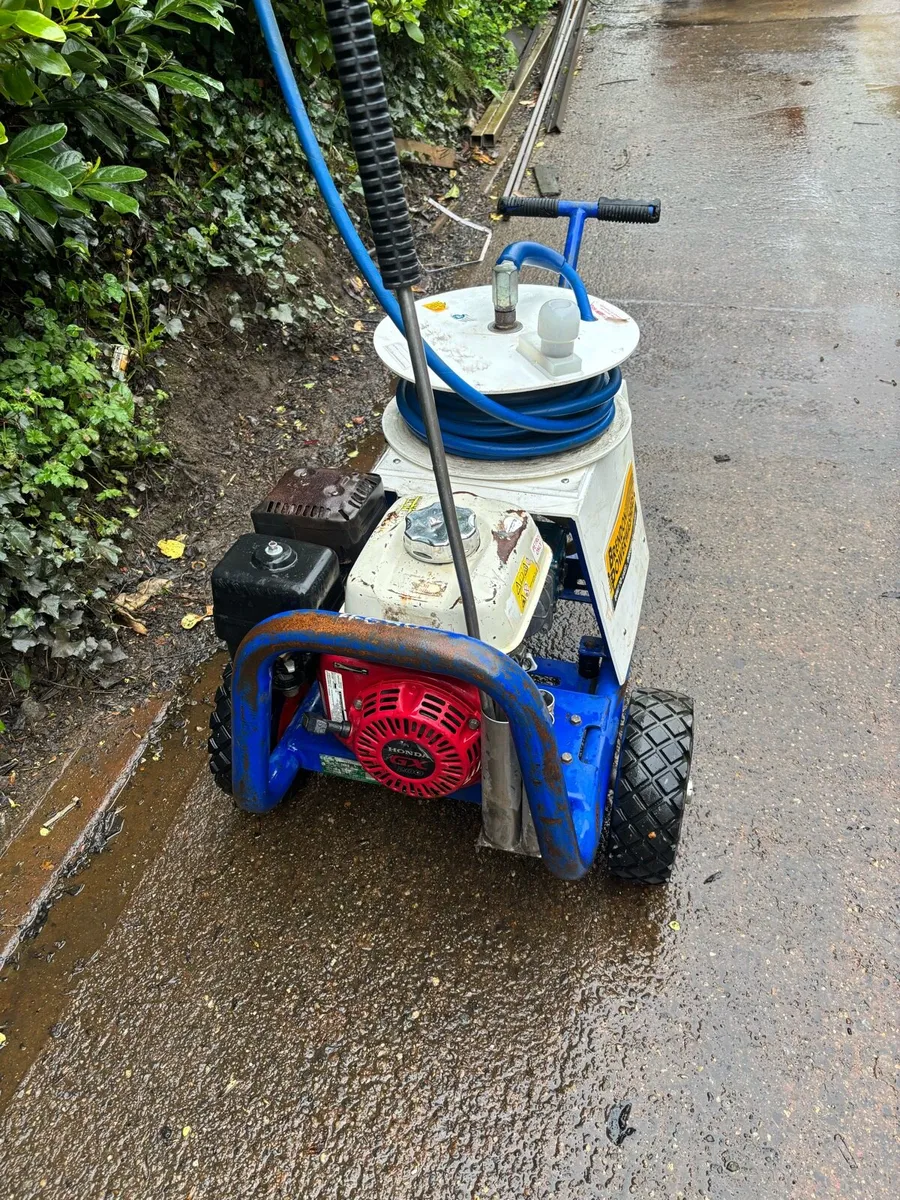 Power washer - Image 2