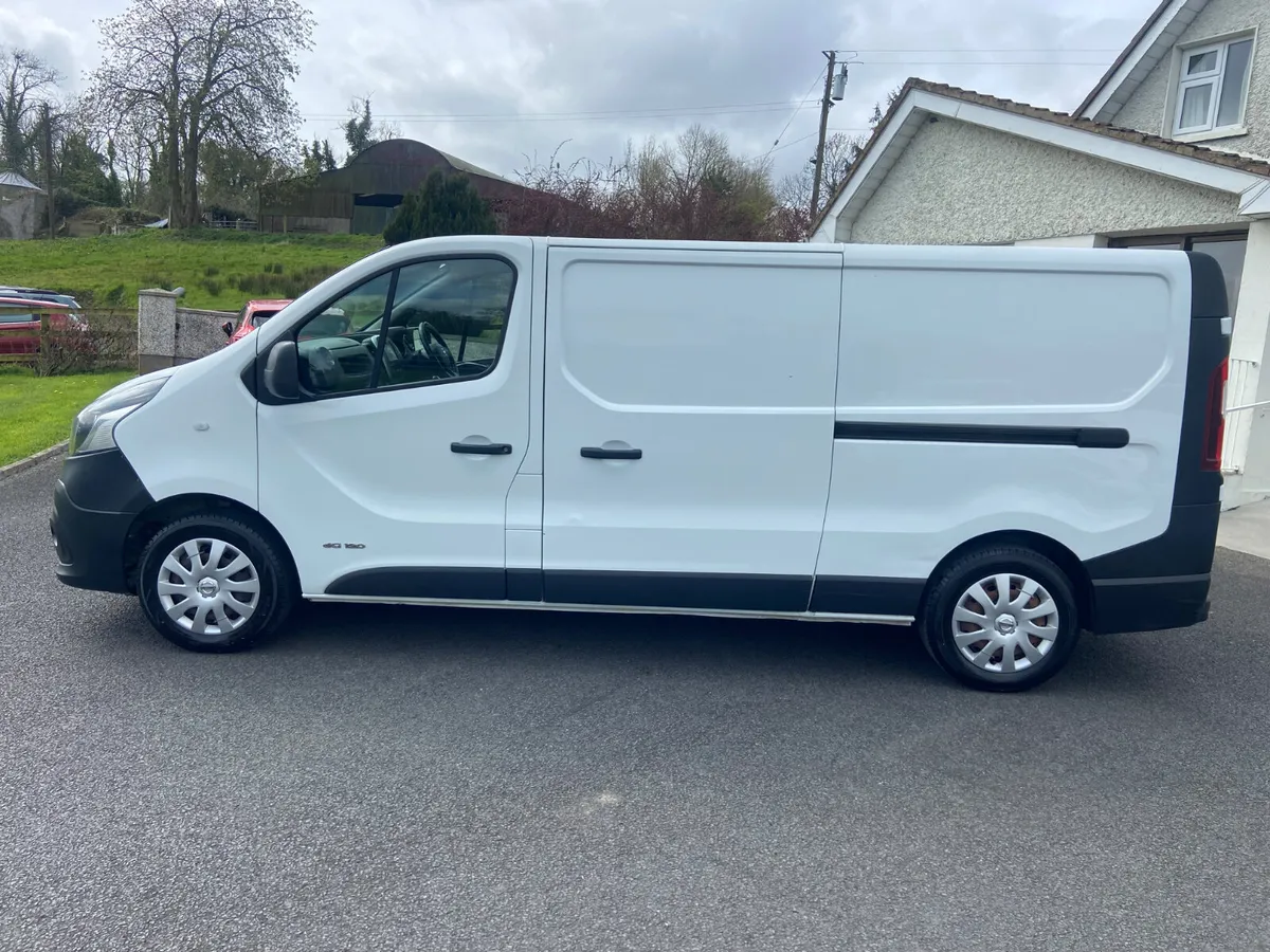 Nissan NV300 2019 Lwb twin Sliding doors - Image 4