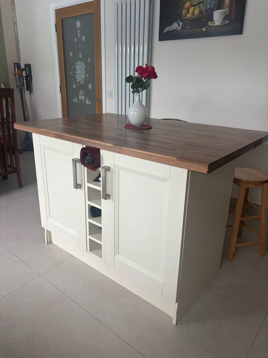 Breakfast table/portable Island kitchen - Image 1