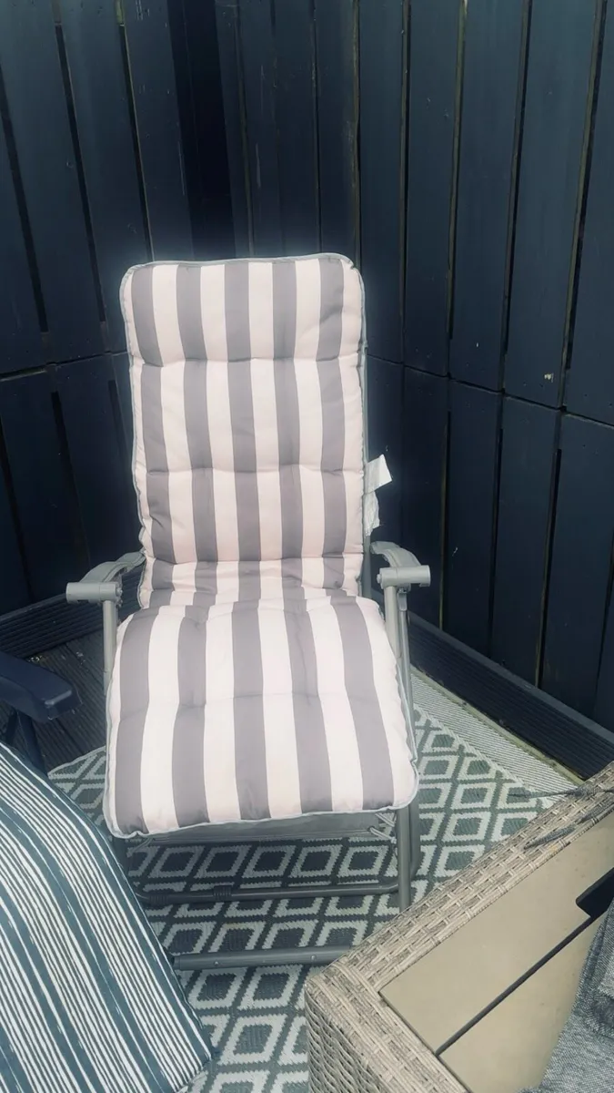 Deck chairs - Image 2