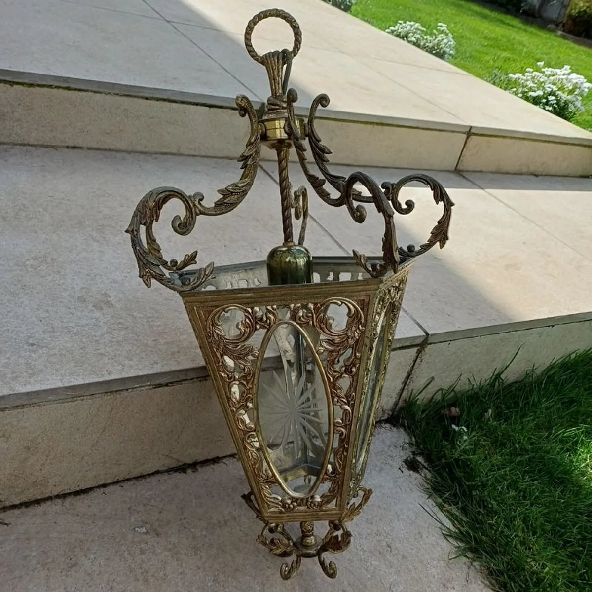 Heavy brass chandelier and garden lantern antique style - Image 1