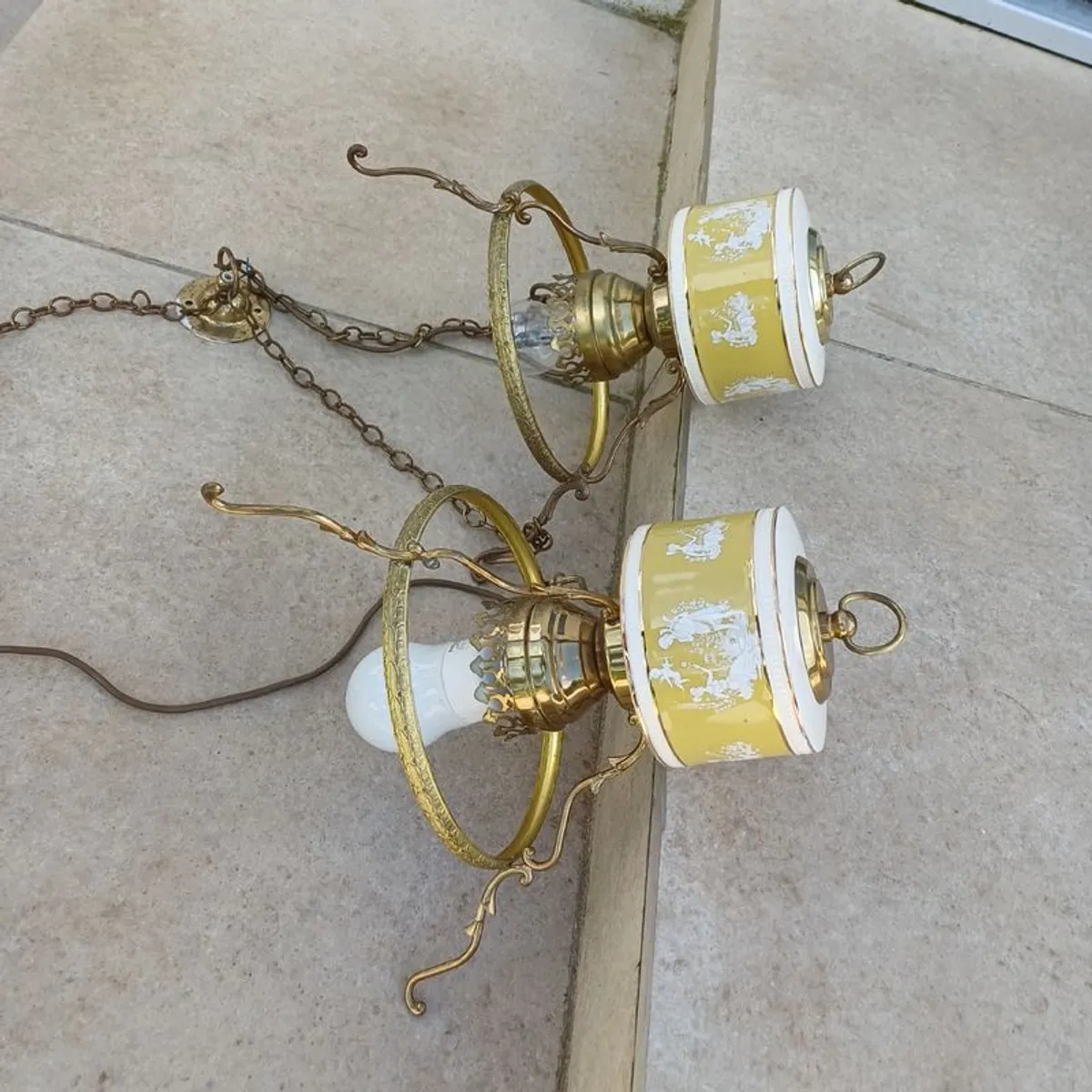 Heavy brass chandelier and garden lantern antique style - Image 2