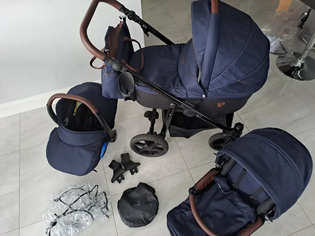 Venicci Travel System - Image 2